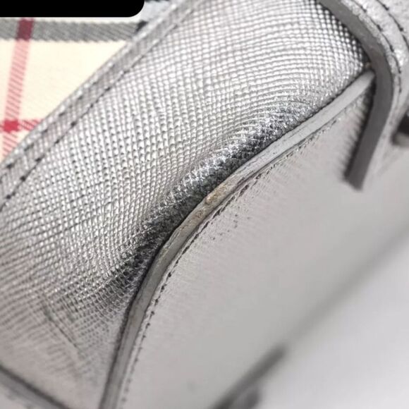 BURBERRY Silver House Check Canvas Tote Medium in Box in Great Condition - Picture 9 of 13